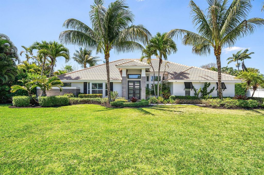 916 SW 37th Court, Boynton Beach, FL 33435