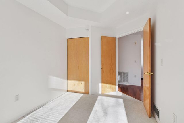 580 N 2nd Street 300, Minneapolis, MN 55401