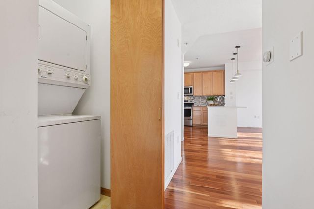 580 N 2nd Street 300, Minneapolis, MN 55401