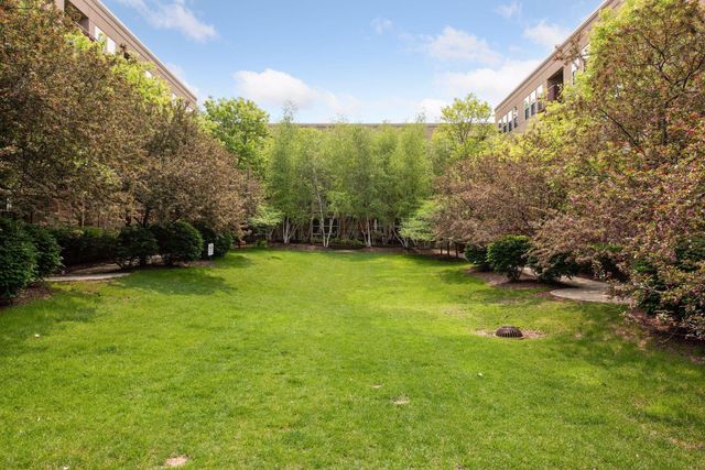 580 N 2nd Street 300, Minneapolis, MN 55401