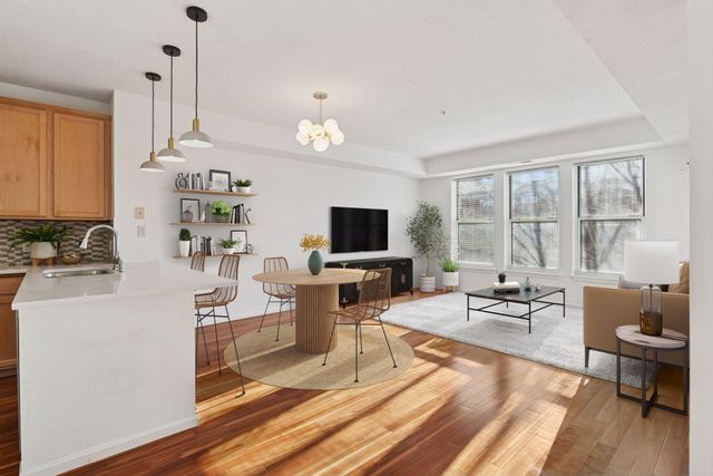 580 N 2nd Street 300, Minneapolis, MN 55401