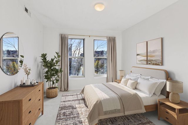 580 N 2nd Street 300, Minneapolis, MN 55401