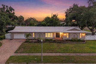 303 ROEBLING ROAD S, Belleair, FL 33756