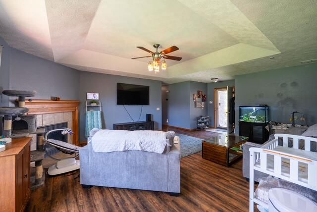 2409 W Colton Avenue, Ozark, MO 65721