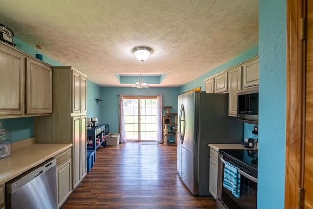 2409 W Colton Avenue, Ozark, MO 65721