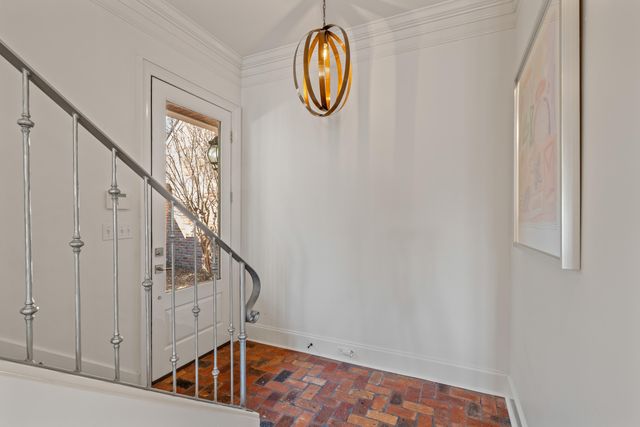 8 Sunset Hill, Hattiesburg, MS 39402