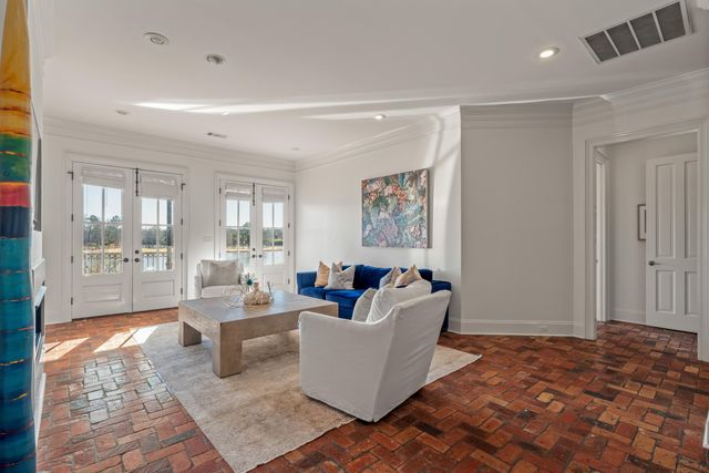 8 Sunset Hill, Hattiesburg, MS 39402