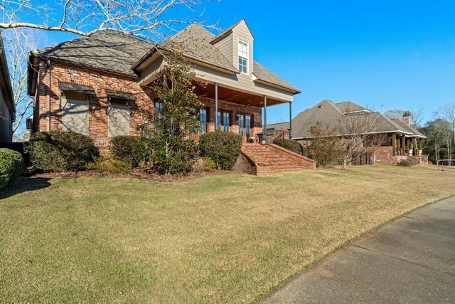 8 Sunset Hill, Hattiesburg, MS 39402