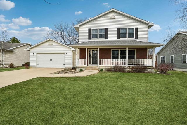 2408 NW PARK 2ND Avenue, Waverly, IA 50677