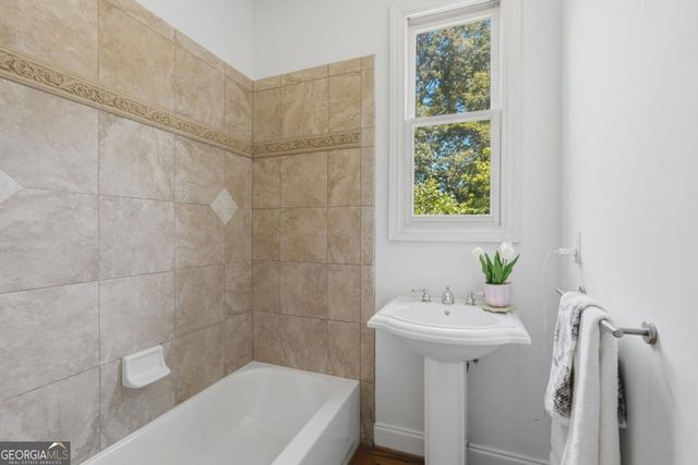 1340 Eryn Circle, Suwanee, GA 30024