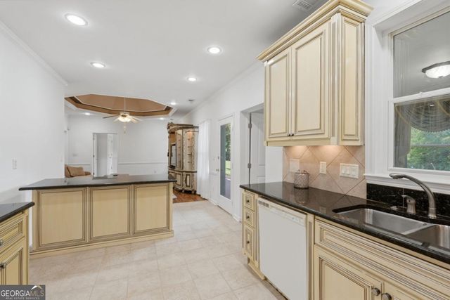 1340 Eryn Circle, Suwanee, GA 30024