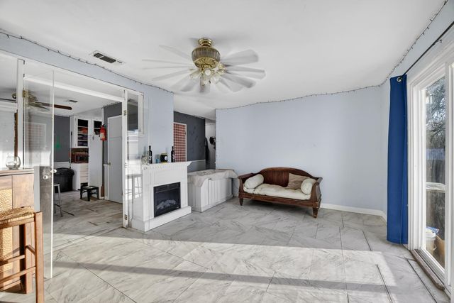 7518 Bowen Cir, Sacramento, CA 95822