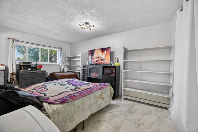 7518 Bowen Cir, Sacramento, CA 95822