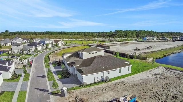 10693 NW SUNCREST LOOP, Port St Lucie, FL 34987