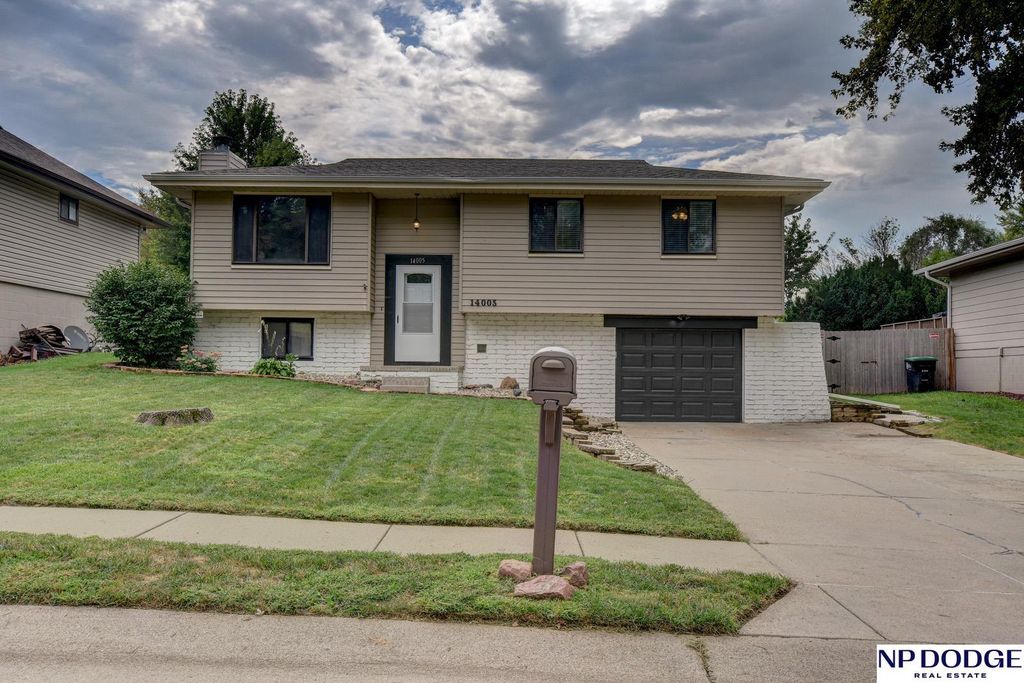 14005 Monroe Street, Omaha, NE 68134