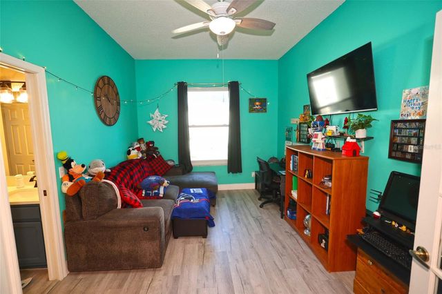 4307 MANFIELD DRIVE, Venice, FL 34293