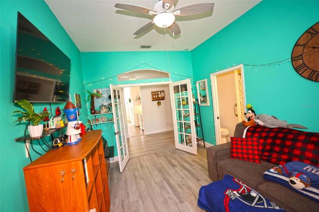 4307 MANFIELD DRIVE, Venice, FL 34293