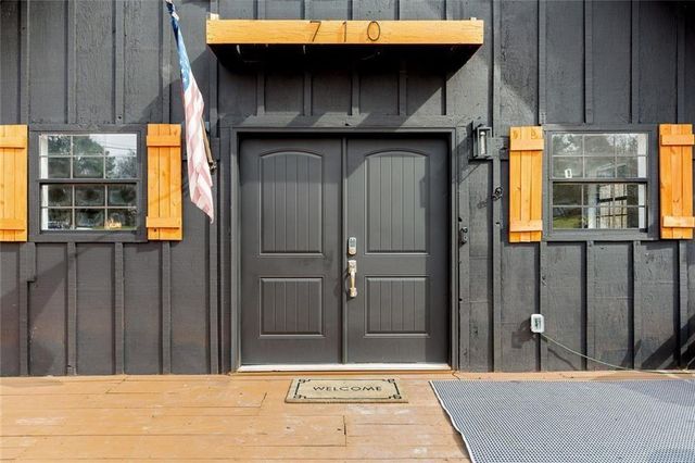 710 Brownwood Circle, Ringgold, GA 30736