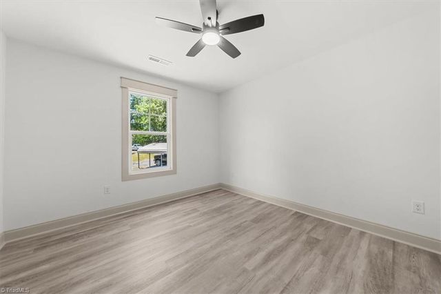 2410 Sedalia Drive, Clemmons, NC 27012