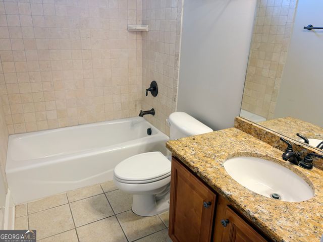 125 Susan Lane, Fayetteville, GA 30215