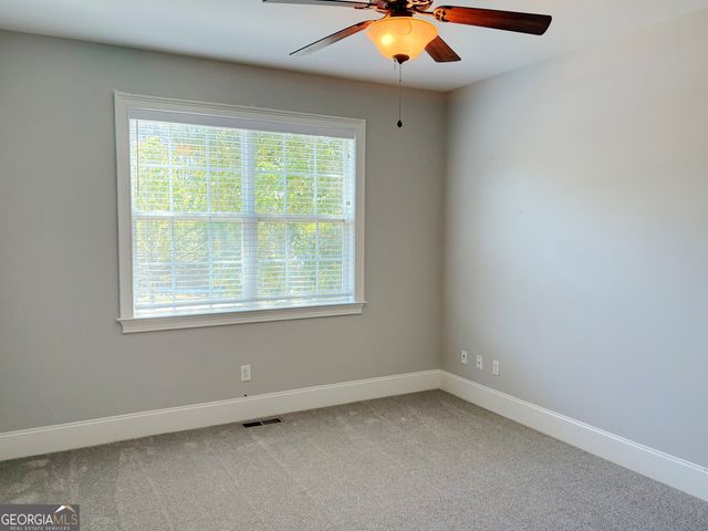 125 Susan Lane, Fayetteville, GA 30215