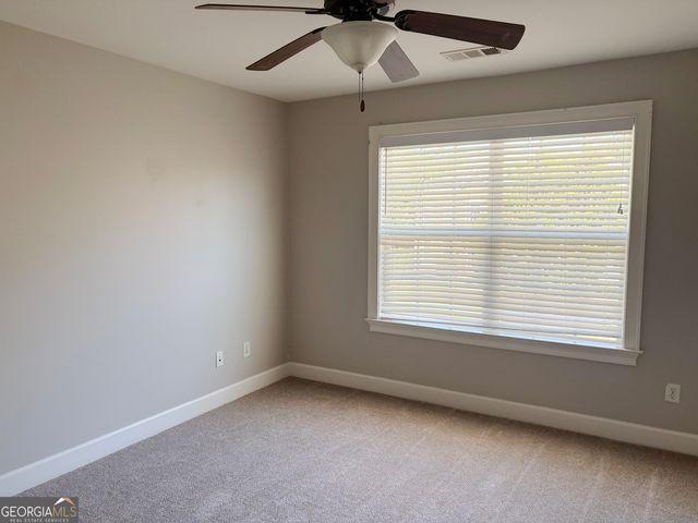 125 Susan Lane, Fayetteville, GA 30215