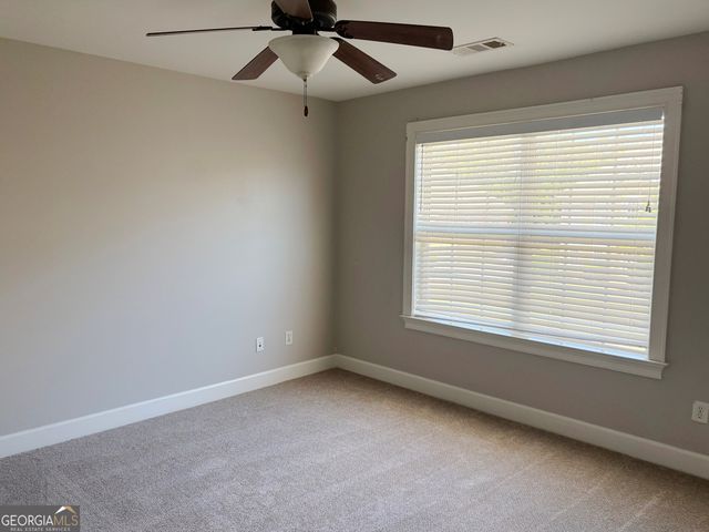 125 Susan Lane, Fayetteville, GA 30215