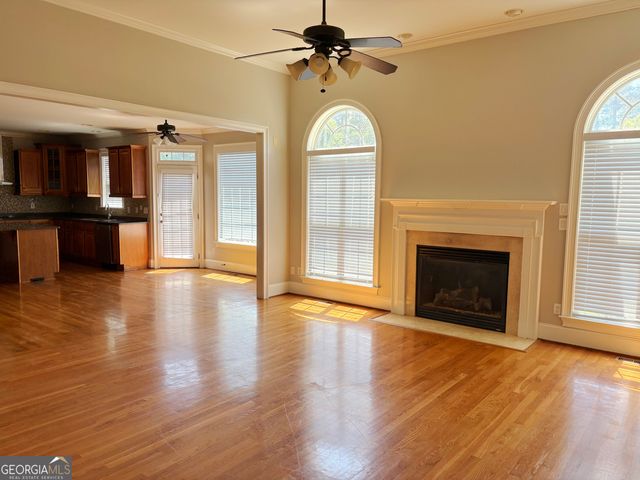 125 Susan Lane, Fayetteville, GA 30215