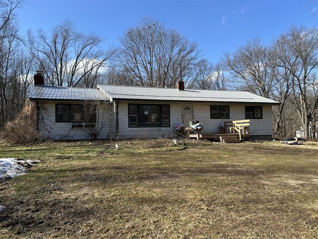 15033 Millard Road, Three Rivers, MI 49093