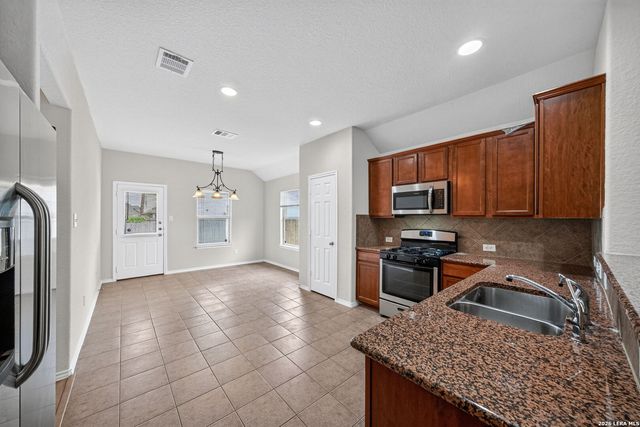 3112 MUNTJAC, Schertz, TX 78154