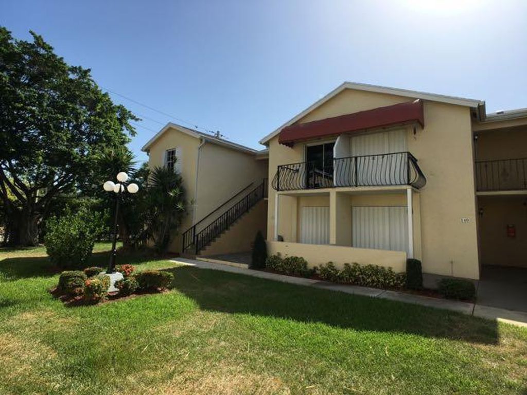 143 Waterside Drive, Hypoluxo, FL 33462