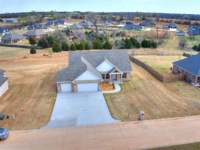 11500 White Tail Ridge, Guthrie, OK 73044