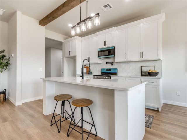 11500 White Tail Ridge, Guthrie, OK 73044