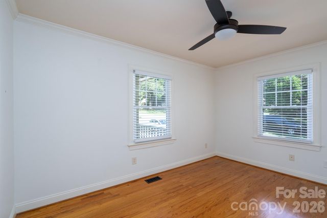 1617 Brook Road, Charlotte, NC 28205