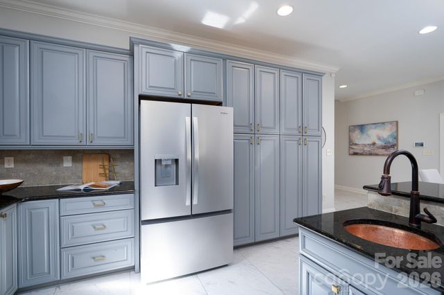 1617 Brook Road, Charlotte, NC 28205