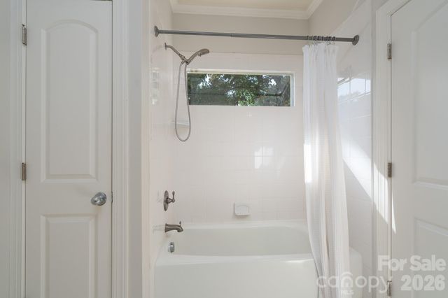 1617 Brook Road, Charlotte, NC 28205