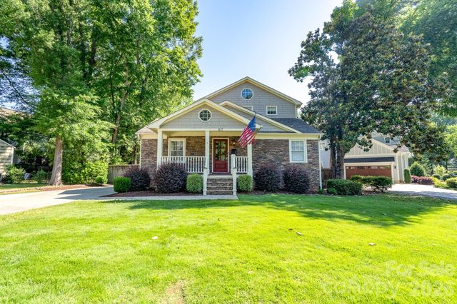 1617 Brook Road, Charlotte, NC 28205