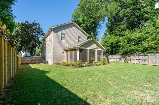 1617 Brook Road, Charlotte, NC 28205