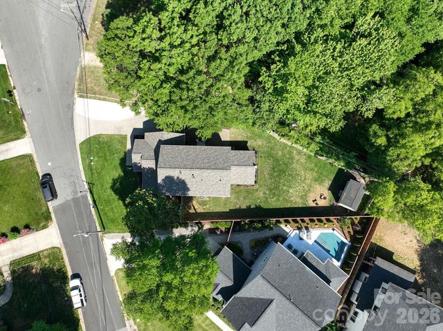 1617 Brook Road, Charlotte, NC 28205