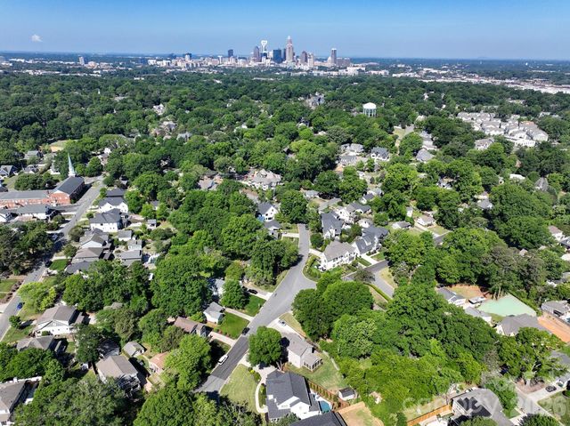1617 Brook Road, Charlotte, NC 28205
