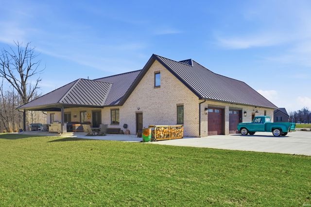 104 Winchester Drive, New Castle, IN 47362