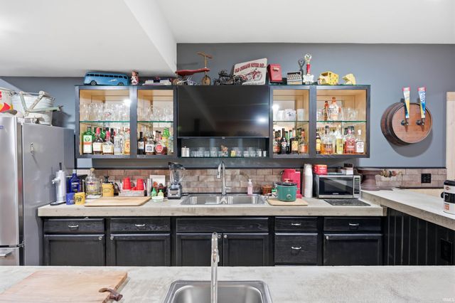 104 Winchester Drive, New Castle, IN 47362