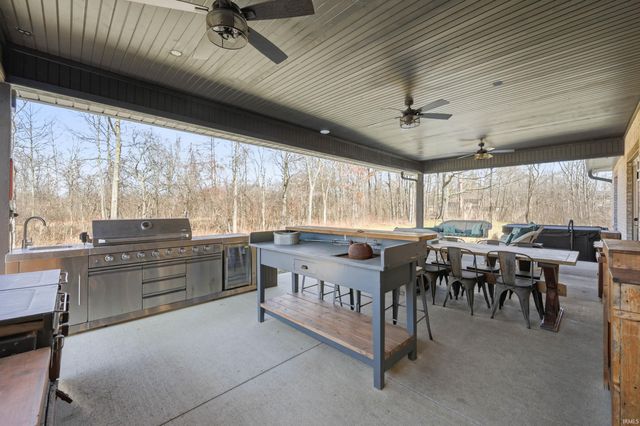 104 Winchester Drive, New Castle, IN 47362