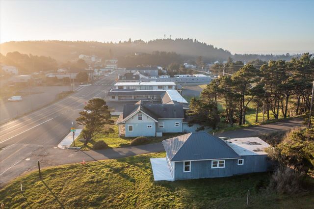 610 Deady Street, Port Orford, OR 97465