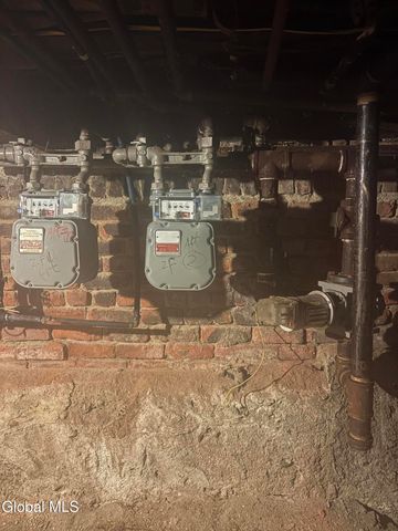 68 Central Avenue, Albany, NY 12206