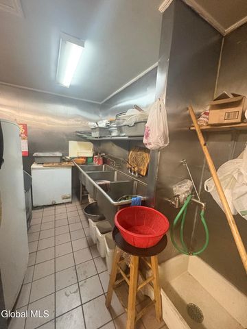 68 Central Avenue, Albany, NY 12206