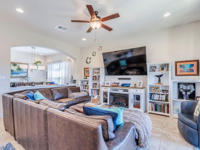 123 Millsaps CT, Bastrop, TX 78602