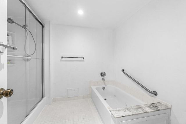 27 Southport Lane C, Boynton Beach, FL 33436