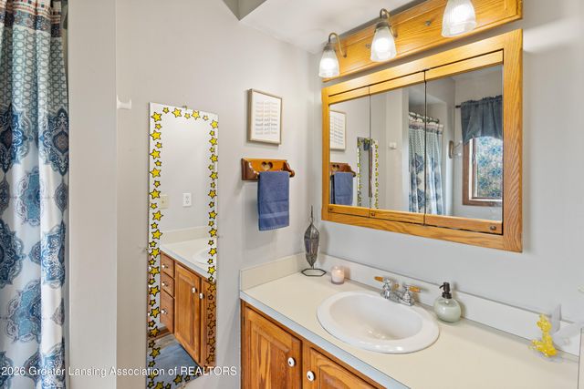 6502 W Stoll Road, Lansing, MI 48906