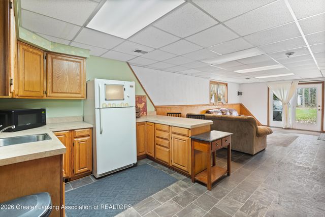 6502 W Stoll Road, Lansing, MI 48906
